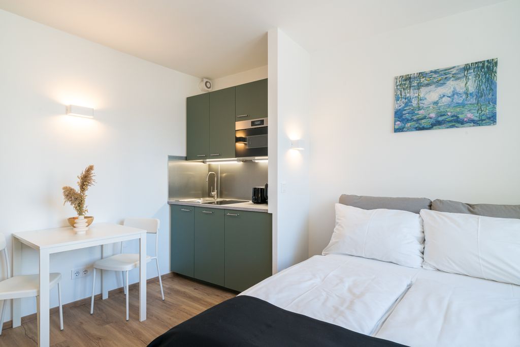 Thumb - Studio im 7. Stock auf der Landstraßer Hauptstraße – Regendusche, Klimaanlage & Lift