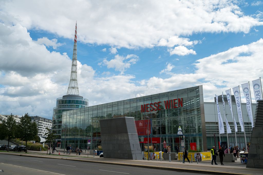 Thumb - Platzwunder: Neu eingerichtete Altbauwohnung mit 2 Schlafzimmern nur zwei Minuten von der U-Bahn num - 39