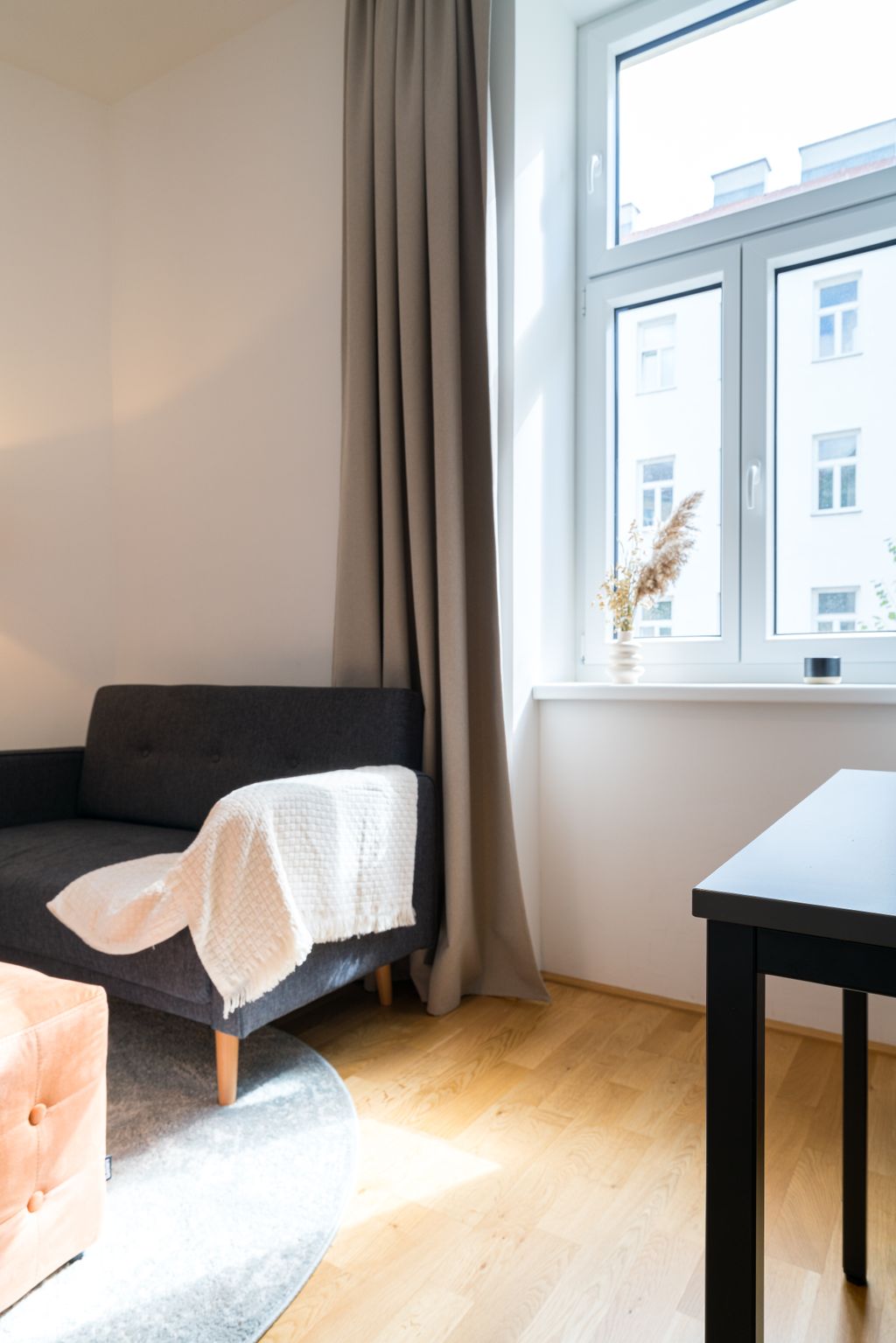 Thumb - Geräumiges 2-Schlafzimmer-Refugium in ruhiger Allee direkt im schönen 2. Bezirk Wiens num - 3