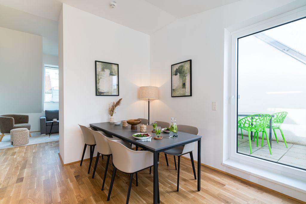 Thumb - Opulent Viennese Penthouse with Stunning City Views and space for 8 people - Near Messe Wien